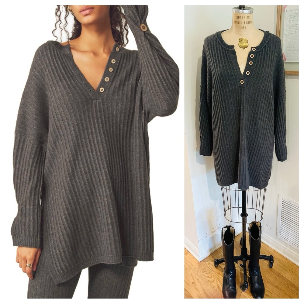 Free People Intimately “Around the Clock” Henley Tunic Sweater Med (runs big)